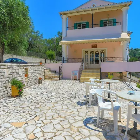 Frangis Dodeka Apartament *