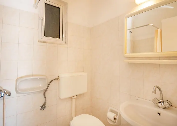 Frangis Dodeka Agios Spyridon (Corfu)